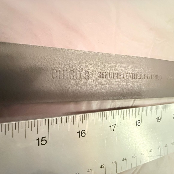 Chico's Gold and Brown Crocodile Embossed Leather 1”Belt Size M/L - Picture 5 of 7